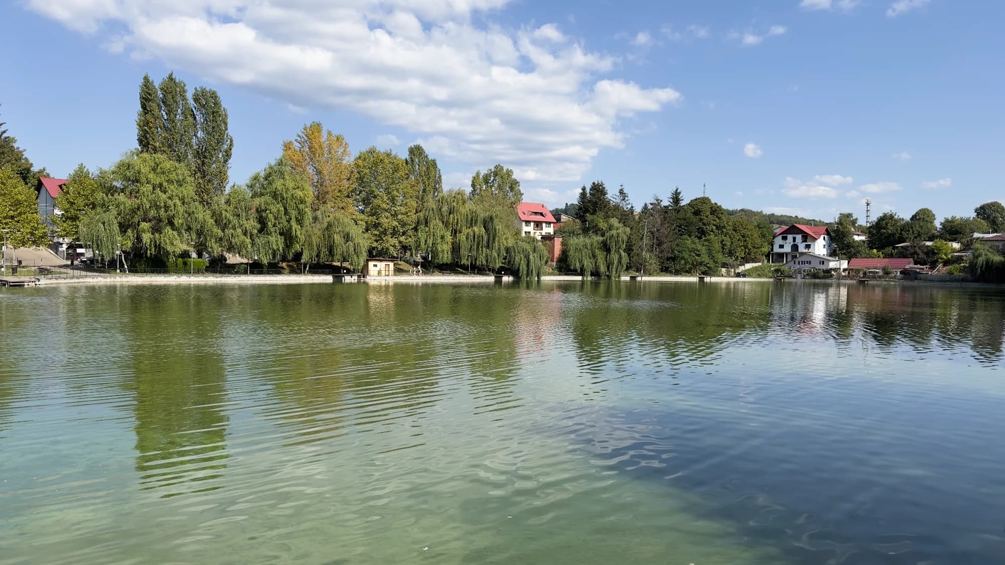 Relaxing by Lacul Bisericii