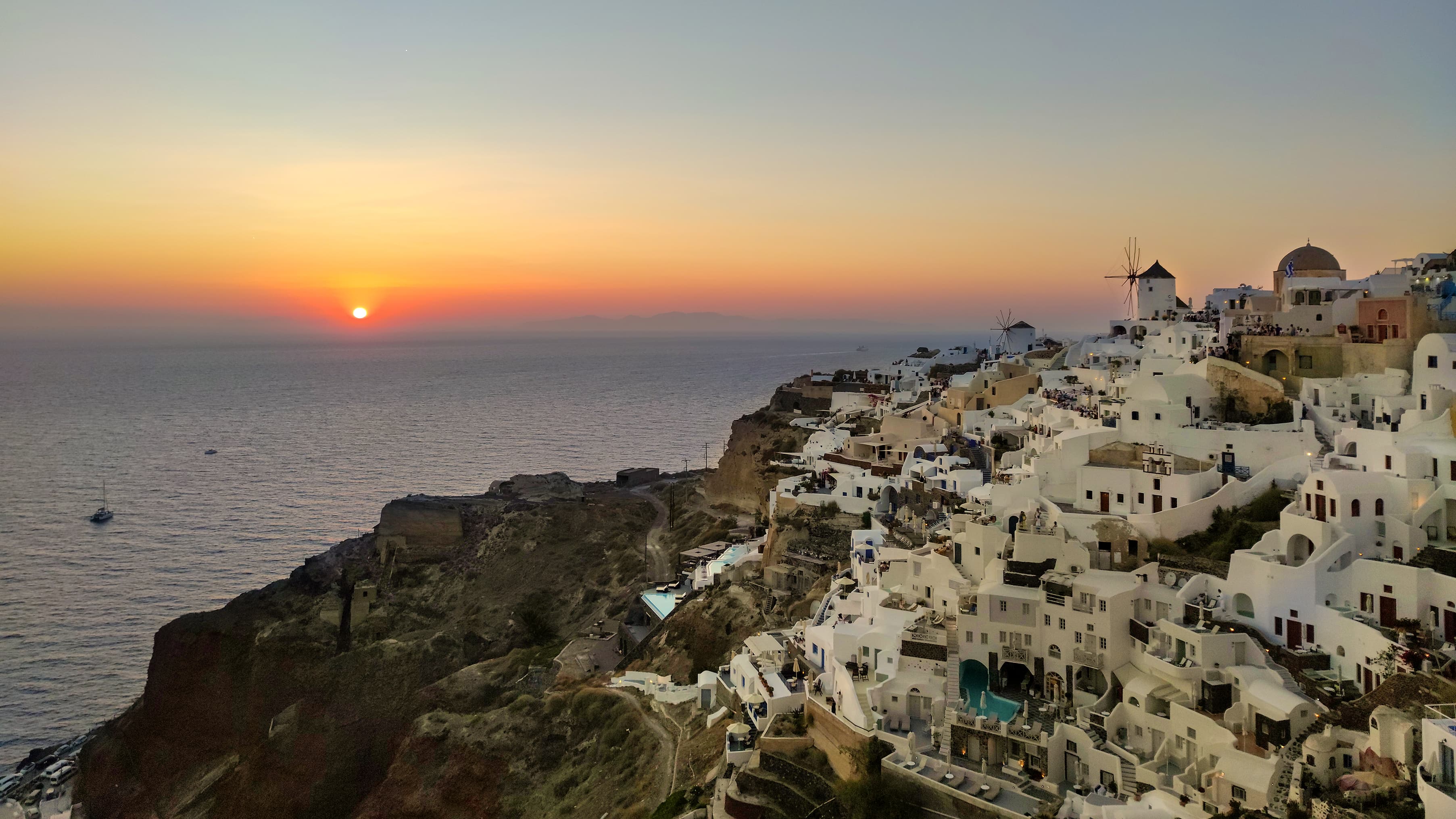 Best places to watch the sunset in Santorini