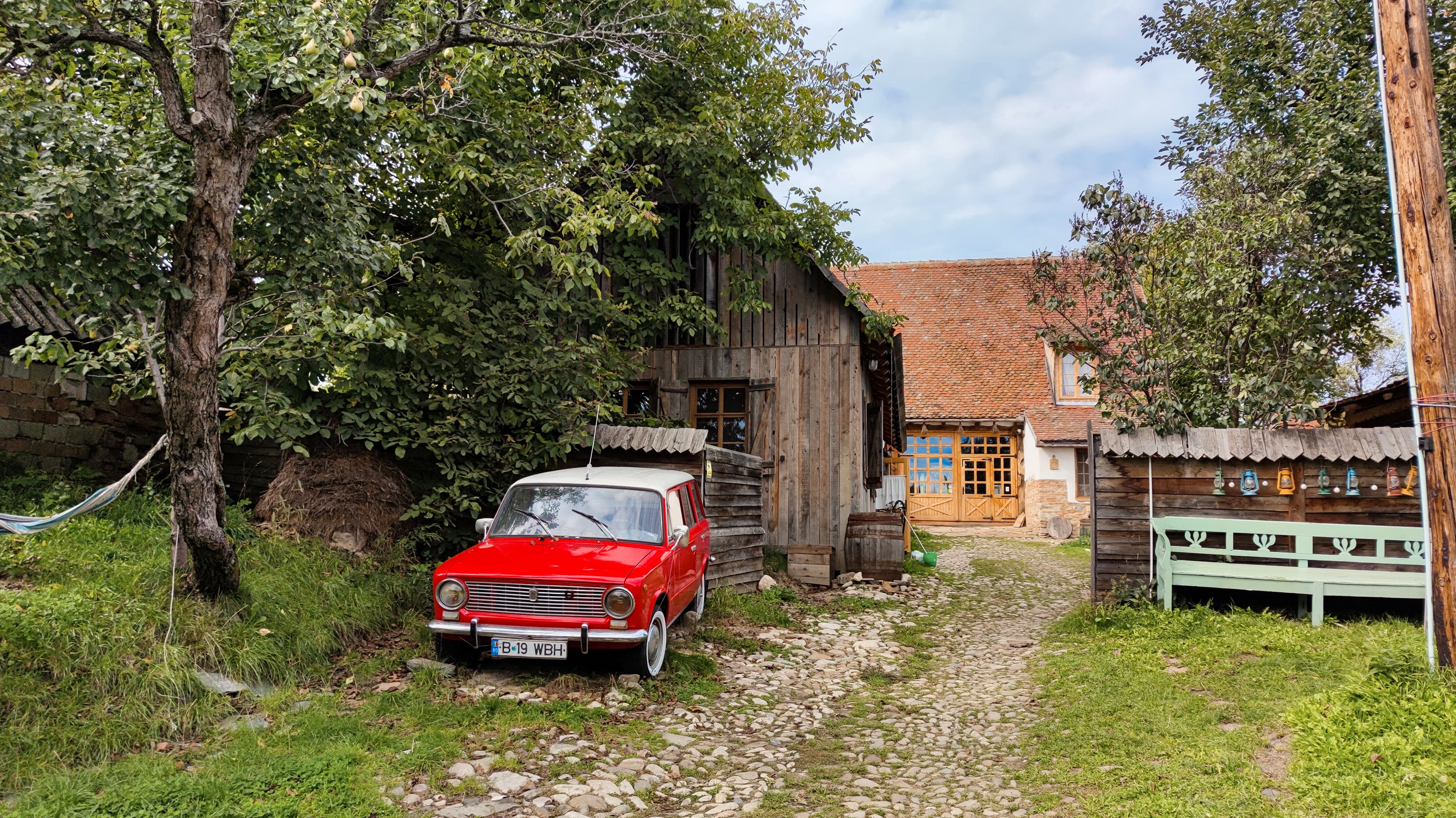 În grădina de la Viscri 32